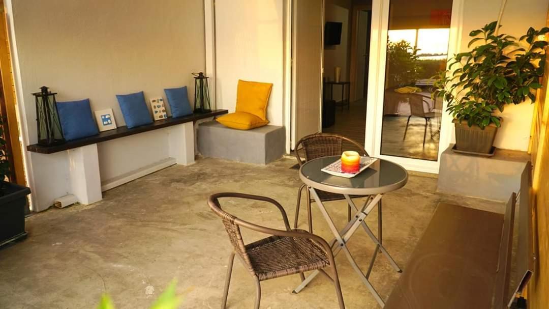 New Seafront Studio Guest House Anávyssos Eksteriør bilde