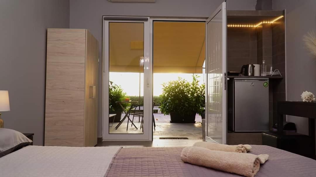 New Seafront Studio Guest House Anávyssos Eksteriør bilde