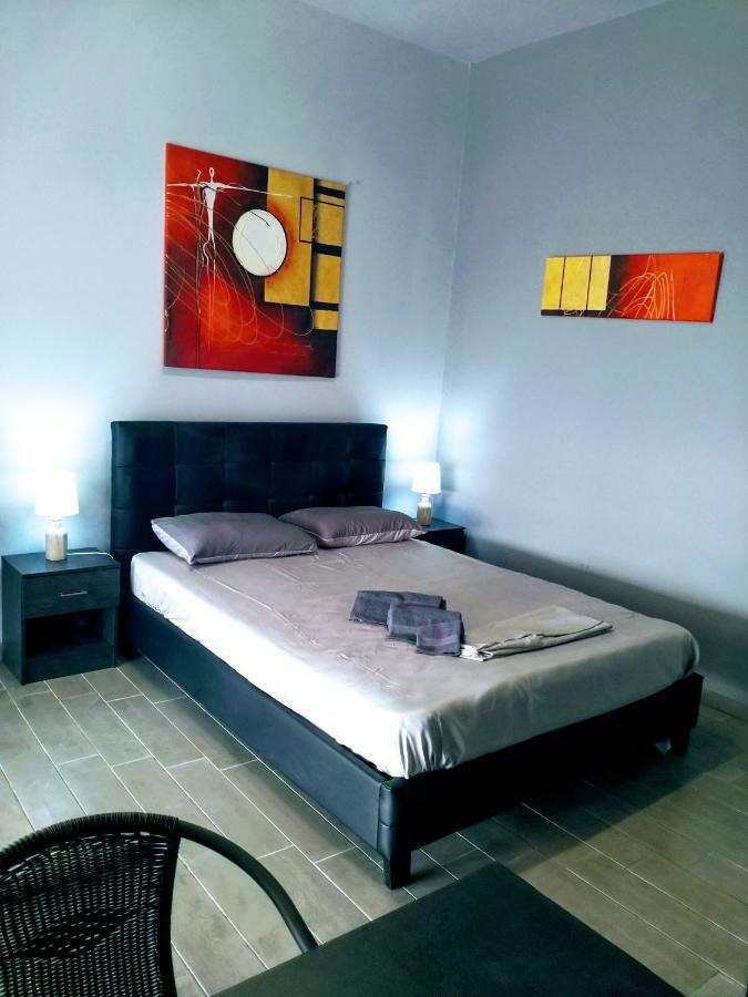 New Seafront Studio Guest House Anávyssos Eksteriør bilde