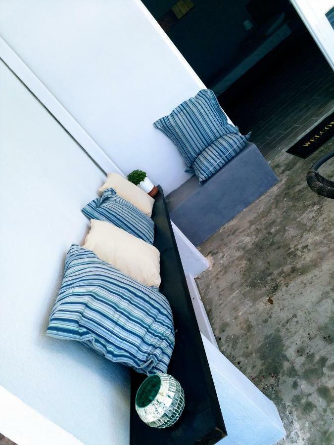 New Seafront Studio Guest House Anávyssos Eksteriør bilde